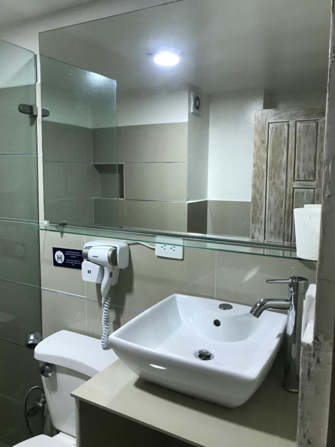 Hotel Hernandez Ctg Cartagena Екстер'єр фото